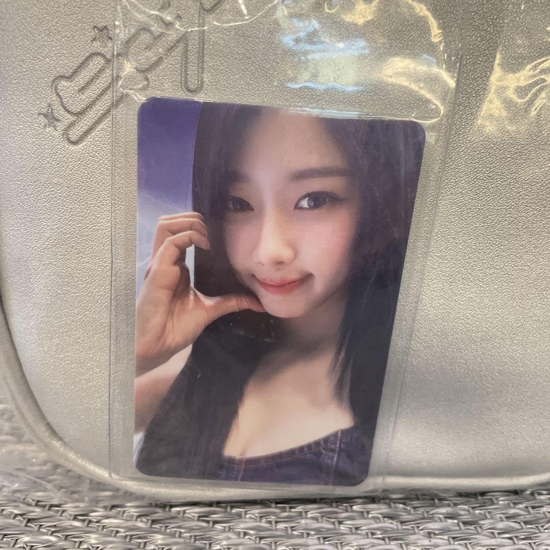 aespa ジゼル GISELLE ポップアップ スーツケース トレカ 【公式通販】